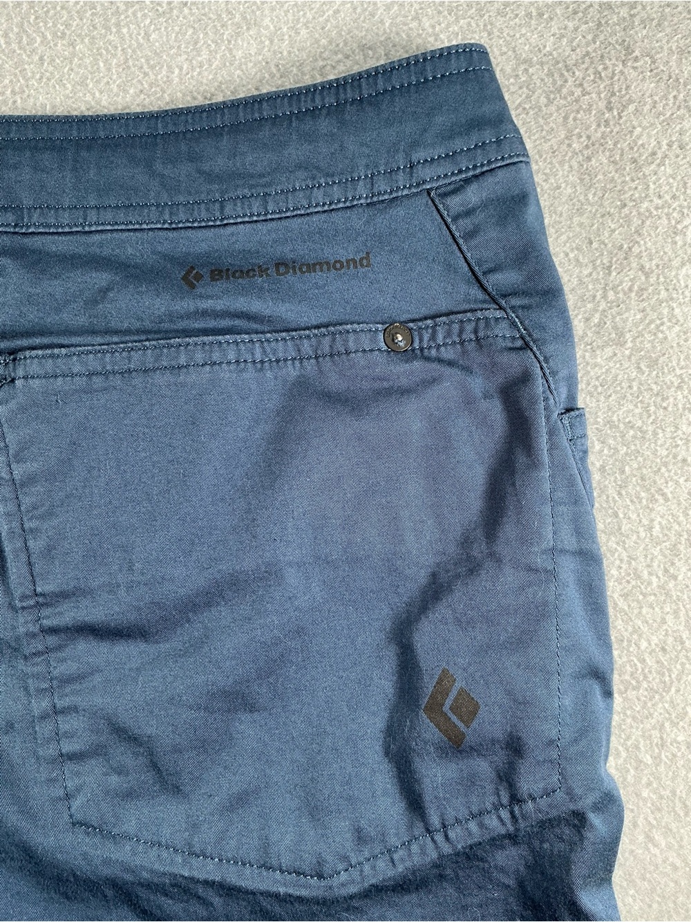 Black Diamond Women’s Size 8 Slate Blue Outdoor Hiking Shorts 8” Inseam Stretch - Picture 10 of 11